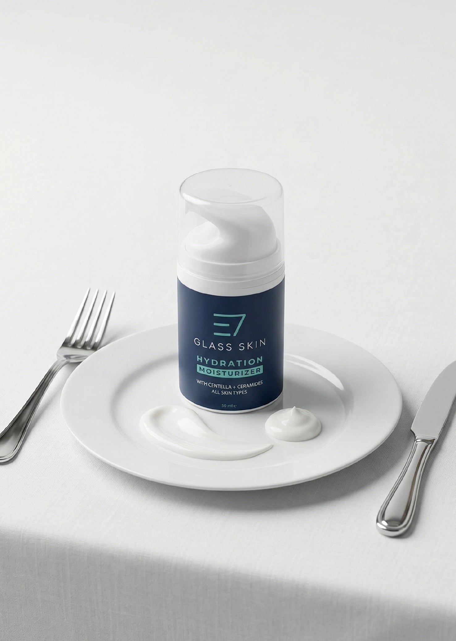 Elaris7 Centella Moisturizer jar
Centella Moisturizer Daily Dew for hydrated skin
Halal Korean moisturizer Elaris7