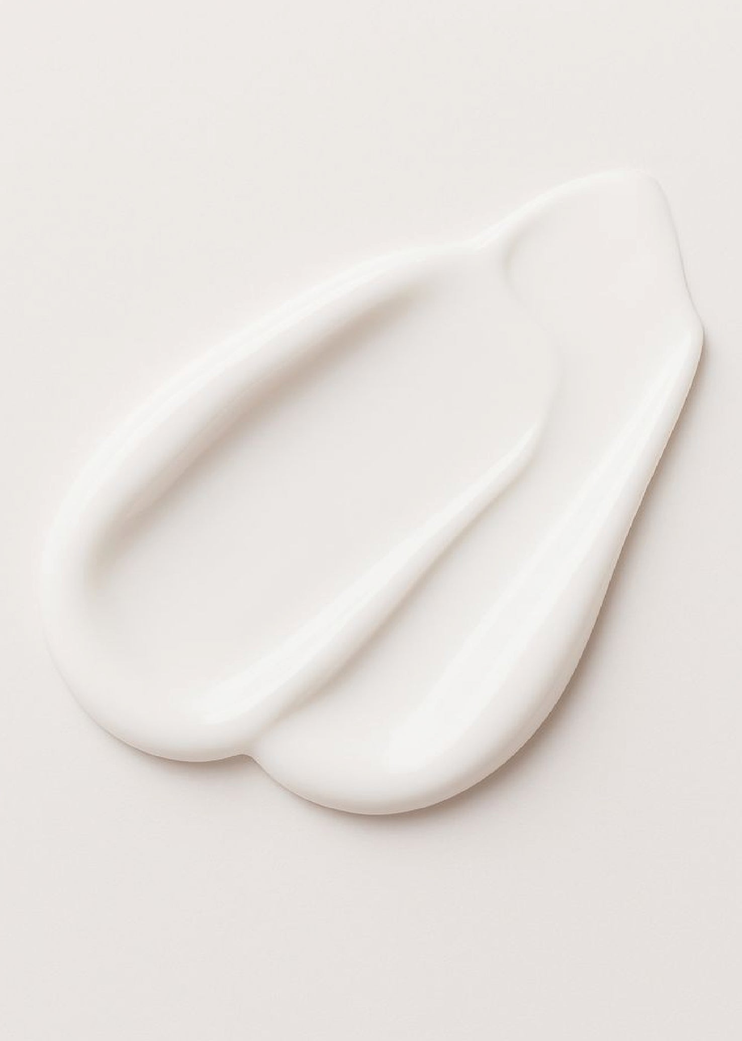 Elaris7 halal skincare moisturizer
Centella Moisturizer for glowing, hydrated skin