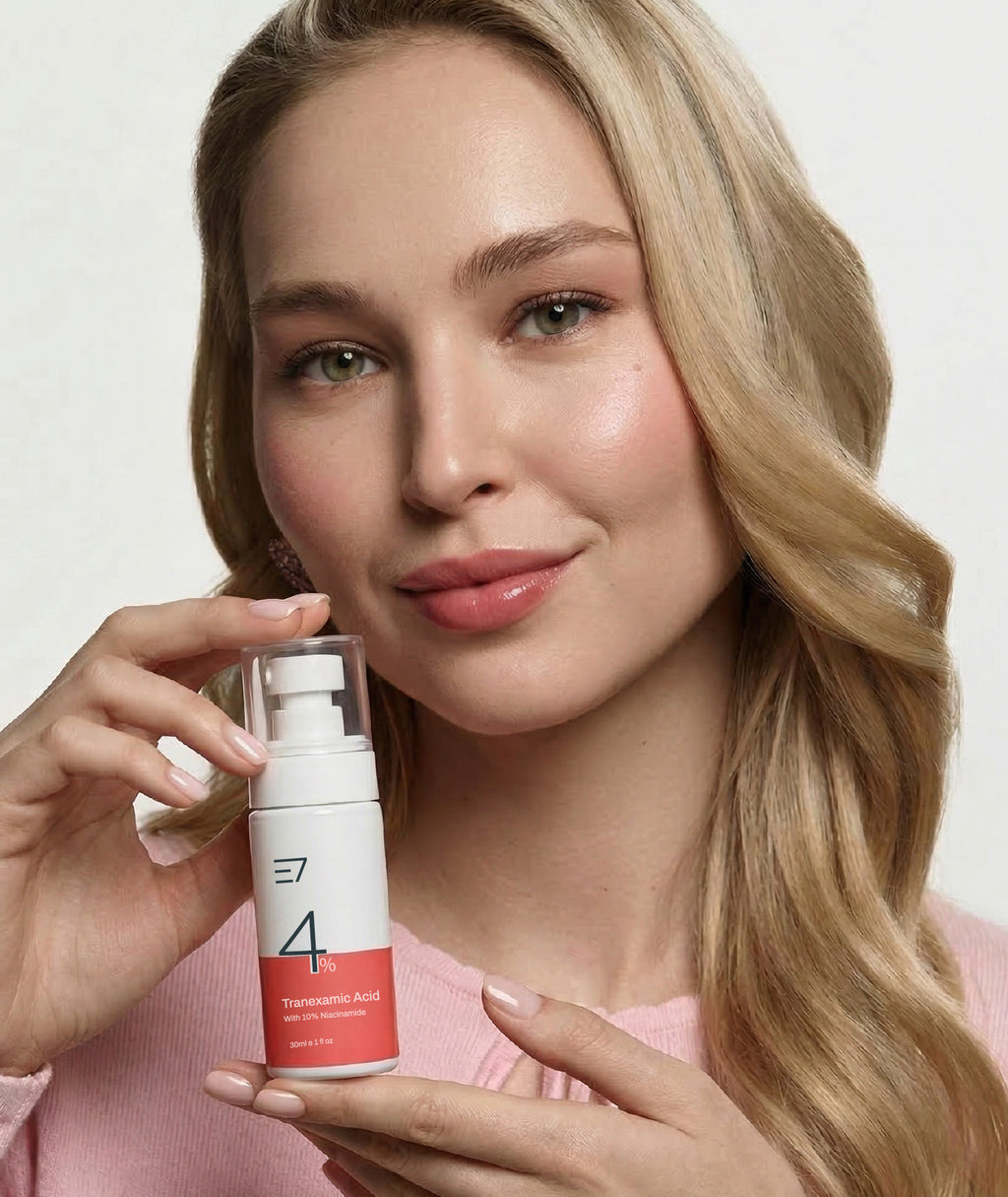 Halal Korean brightening serum Elaris7
Applying tranexamic serum to skin