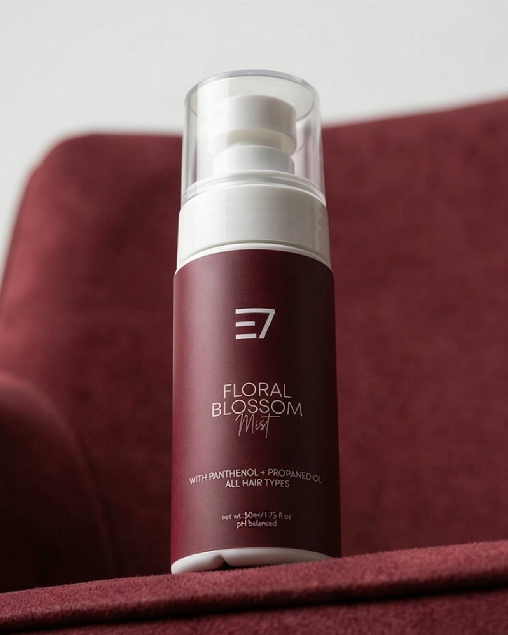 Non-sticky floral hair mist
Elaris7 Floral Blossom Hair Mist for shiny, fresh hair